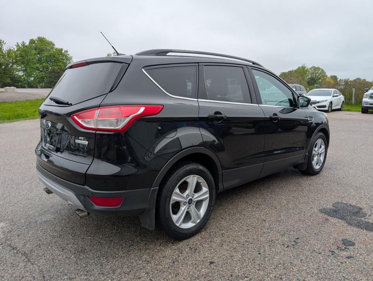 2014 Ford Escape SE - Photo #4