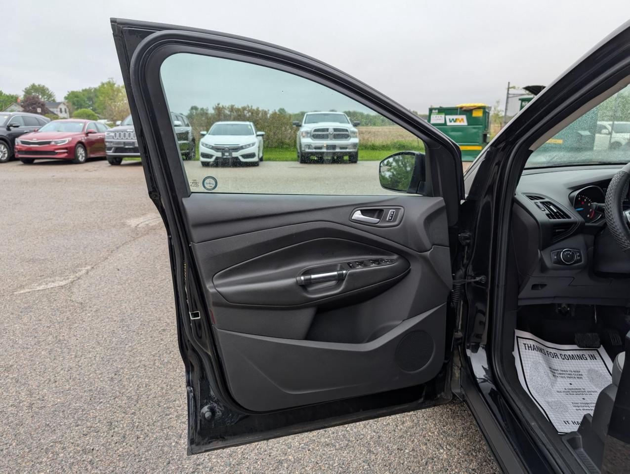 2014 Ford Escape SE - Photo #12