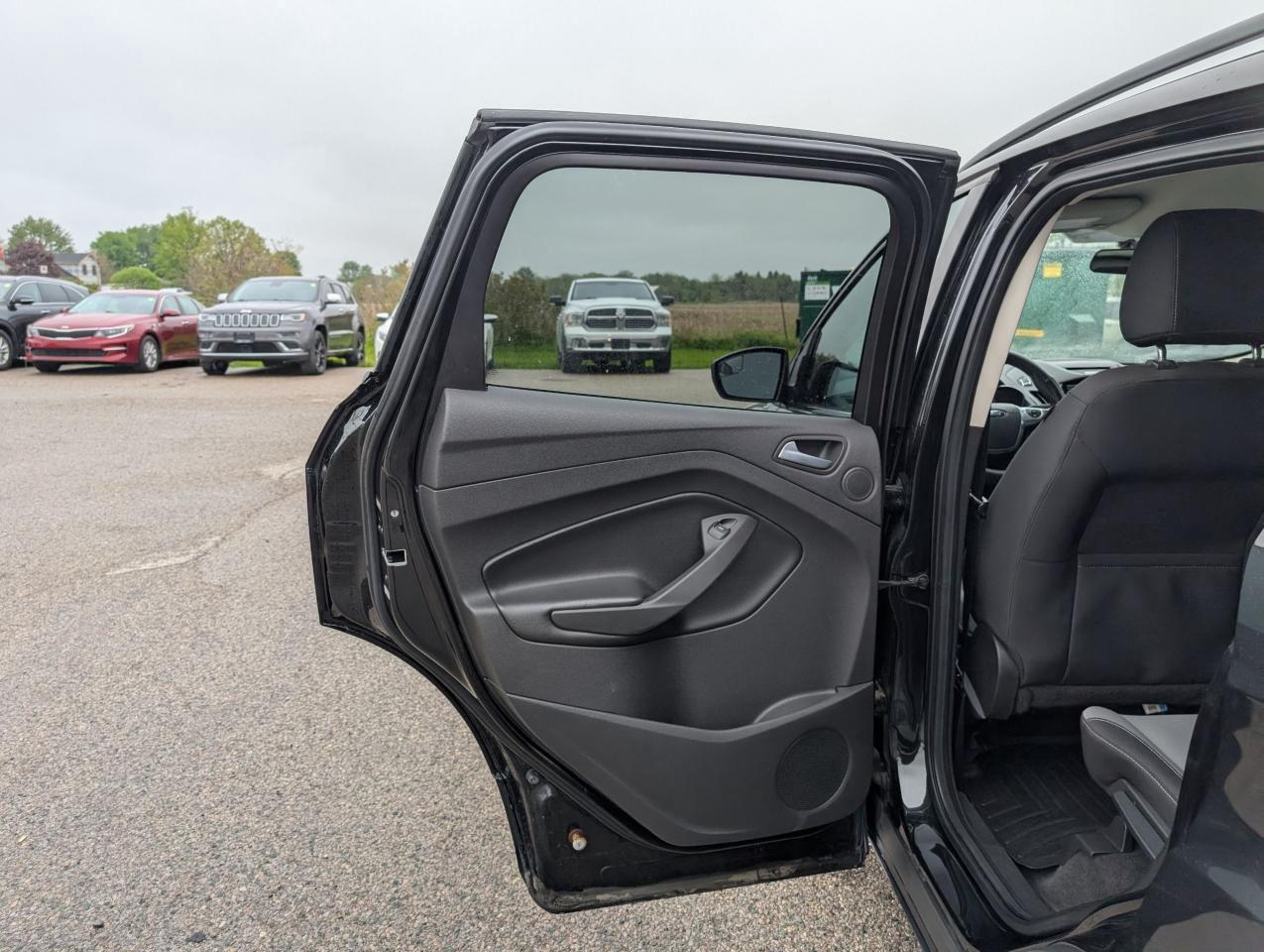 2014 Ford Escape SE - Photo #16