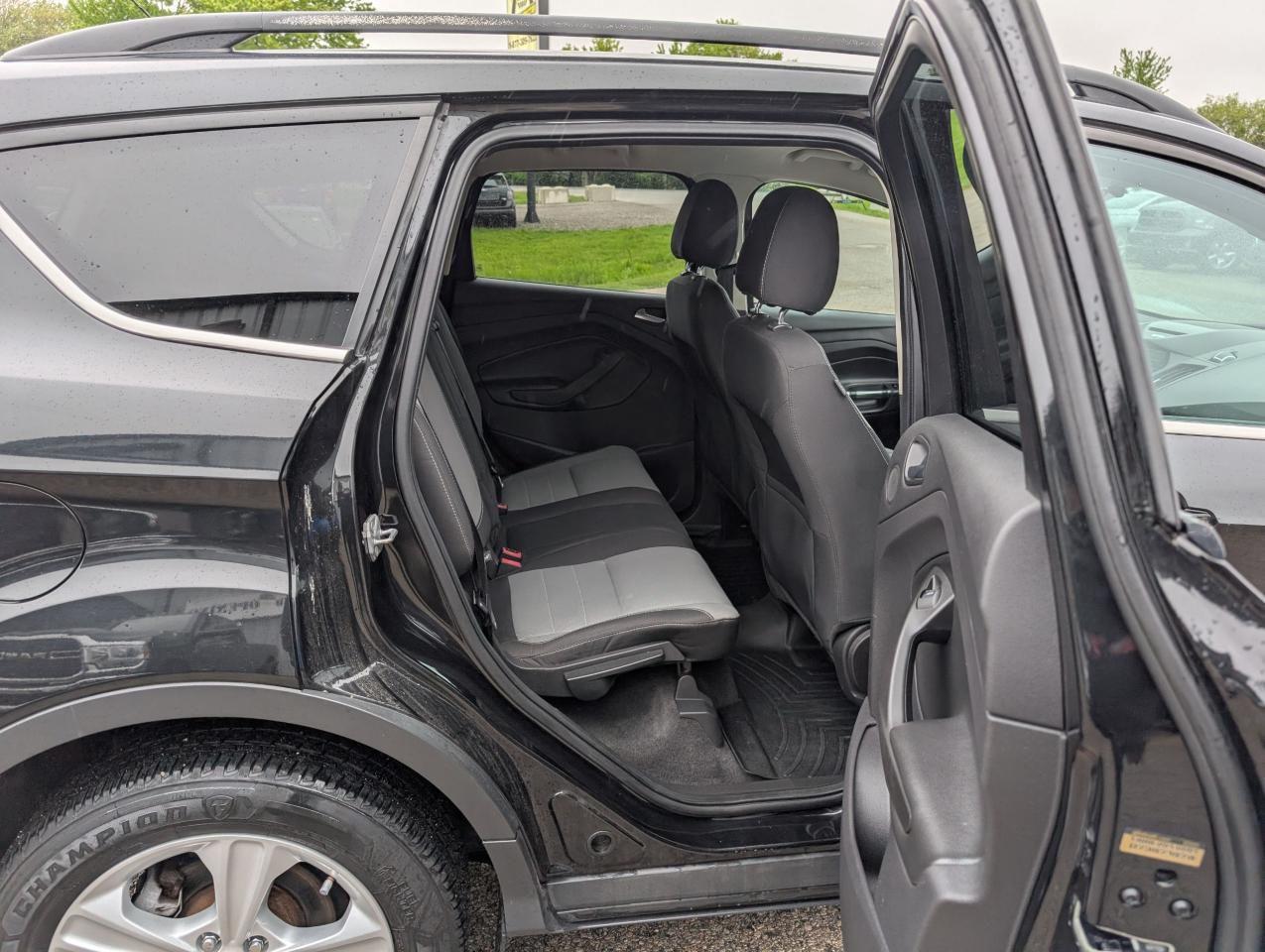2014 Ford Escape SE - Photo #19