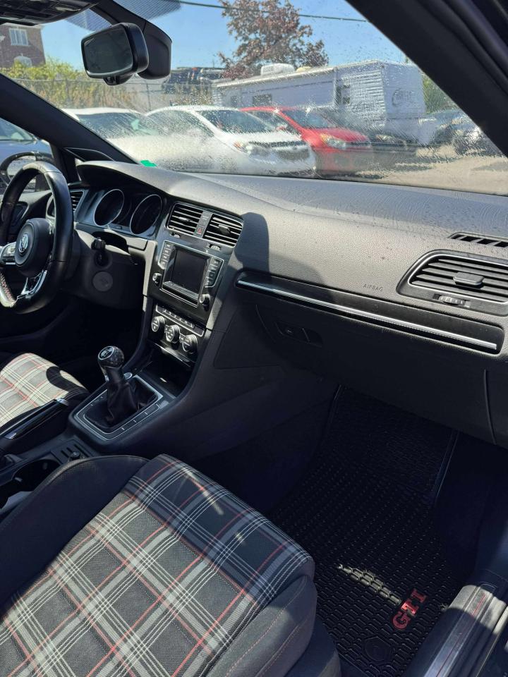 2015 Volkswagen Golf Autobahn - Photo #6