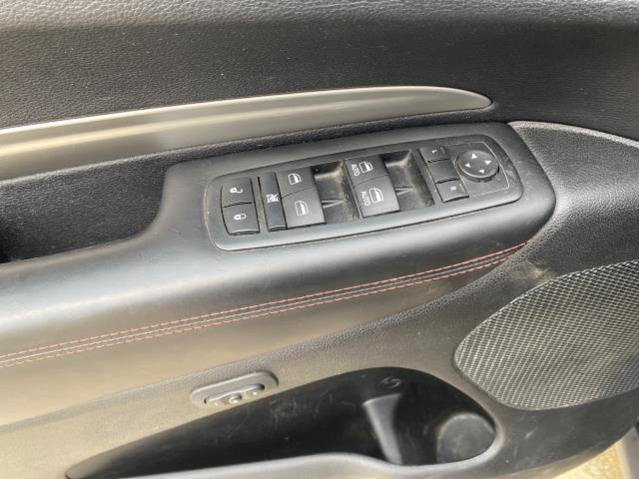 2015 Dodge Durango R/T AWD - Photo #11