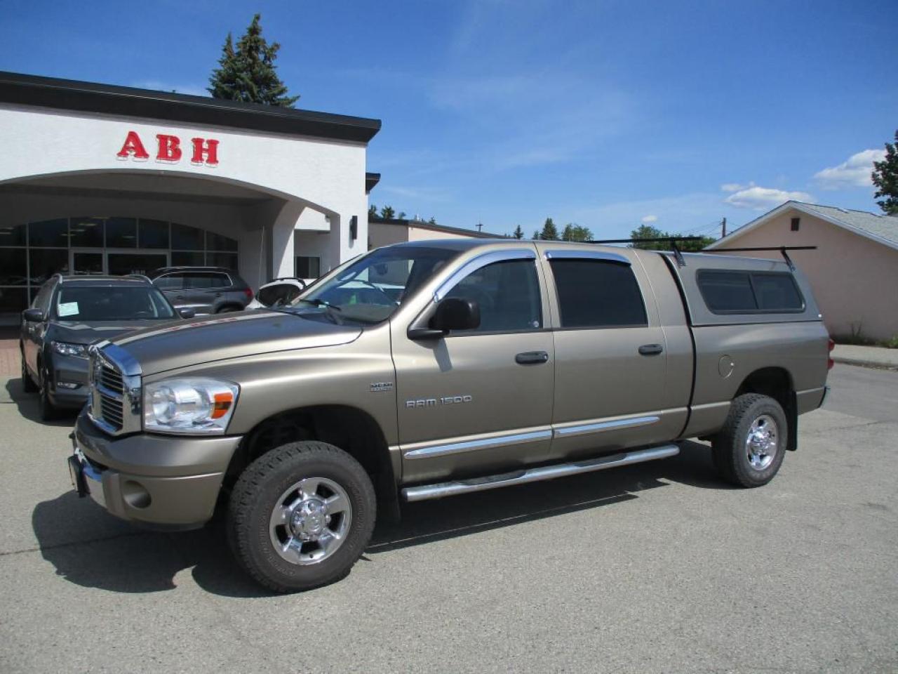 2007 Dodge Ram 1500 Laramie Mega Cab 4WD Photo1