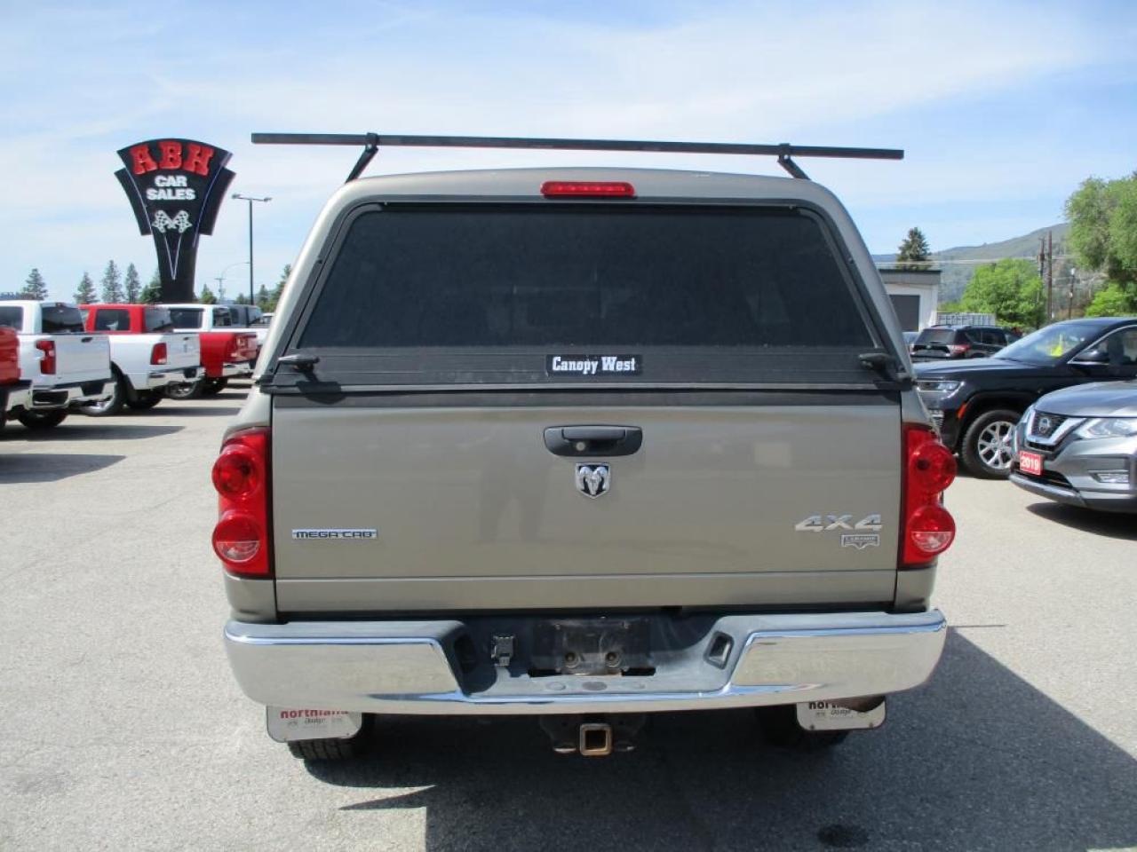 2007 Dodge Ram 1500 Laramie Mega Cab 4WD Photo7