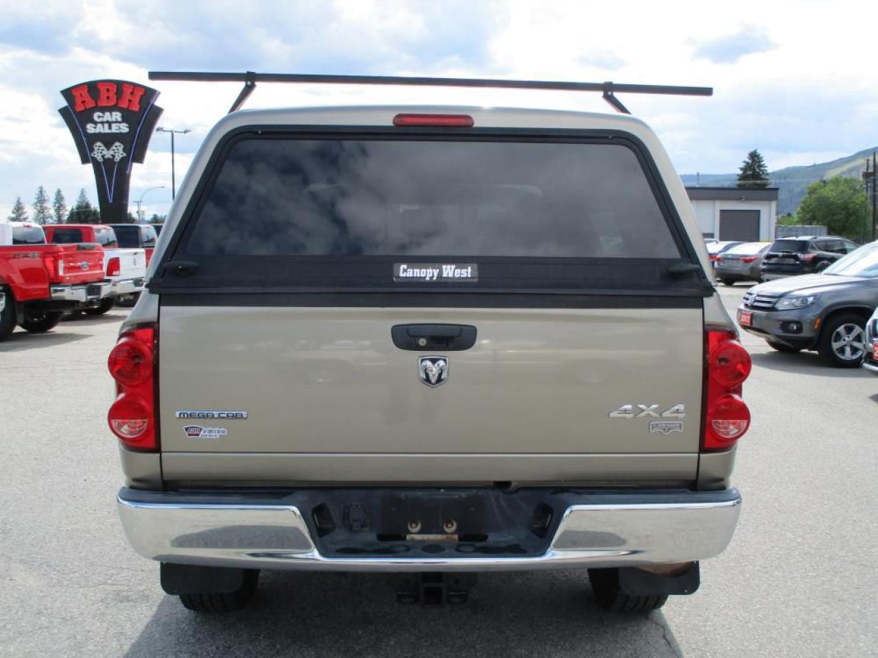 2007 Dodge Ram 1500 Laramie Mega Cab 4WD Photo7