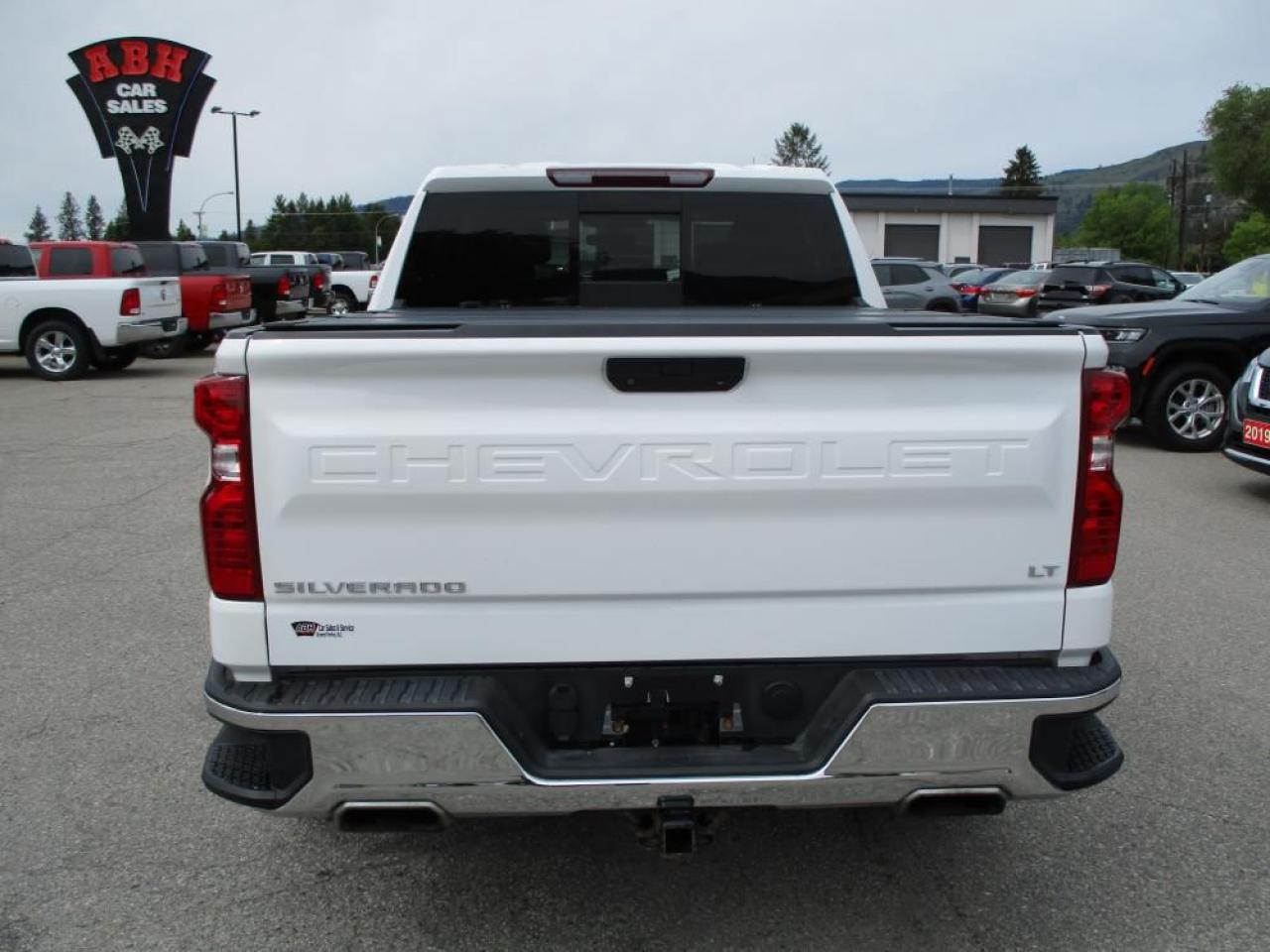 2020 Chevrolet Silverado 1500 LT Crew Cab 4WD Photo7