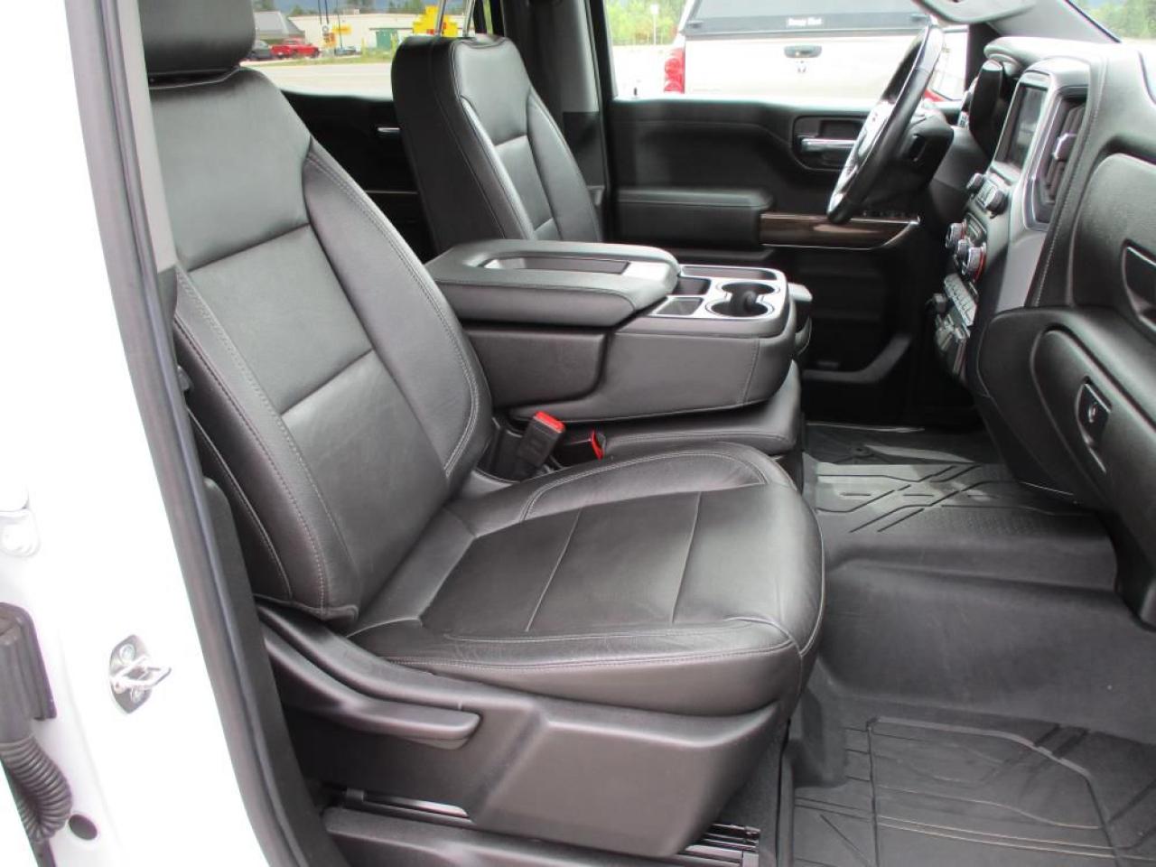 2020 Chevrolet Silverado 1500 LT Crew Cab 4WD Photo13
