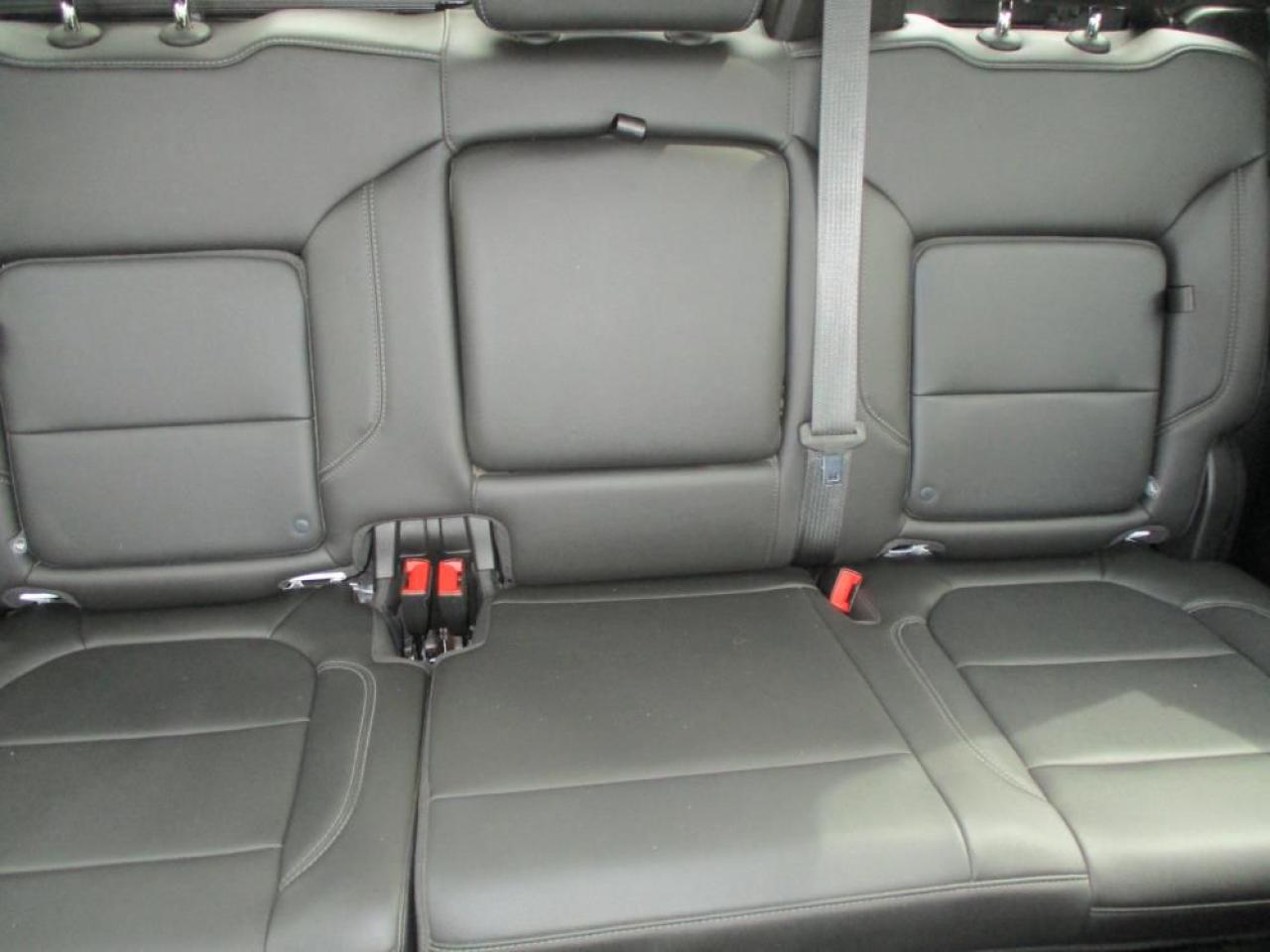 2020 Chevrolet Silverado 1500 LT Crew Cab 4WD Photo15