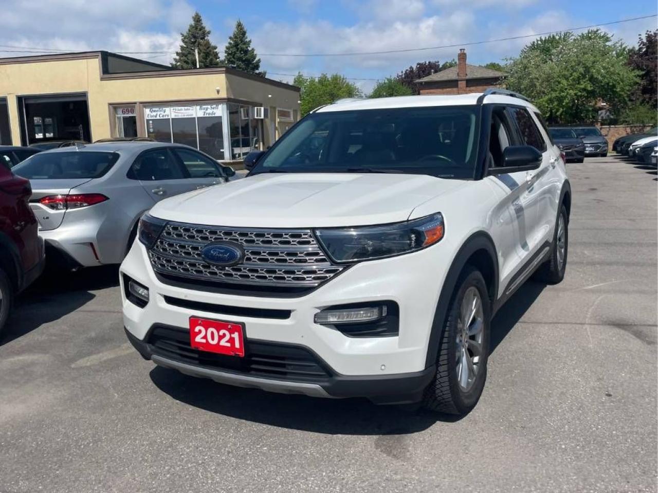 2021 Ford Explorer LIMITED - Photo #2
