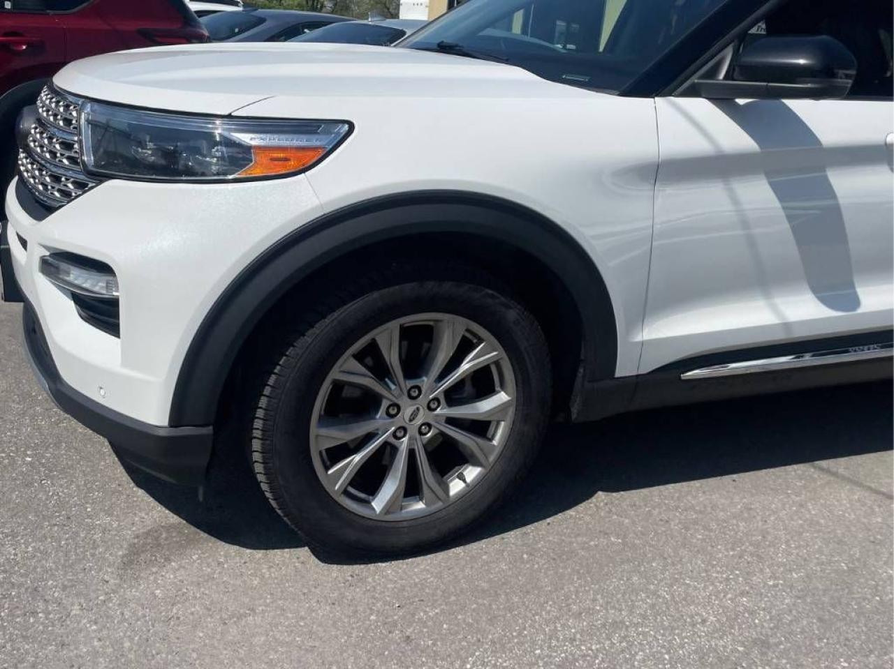 2021 Ford Explorer LIMITED - Photo #3