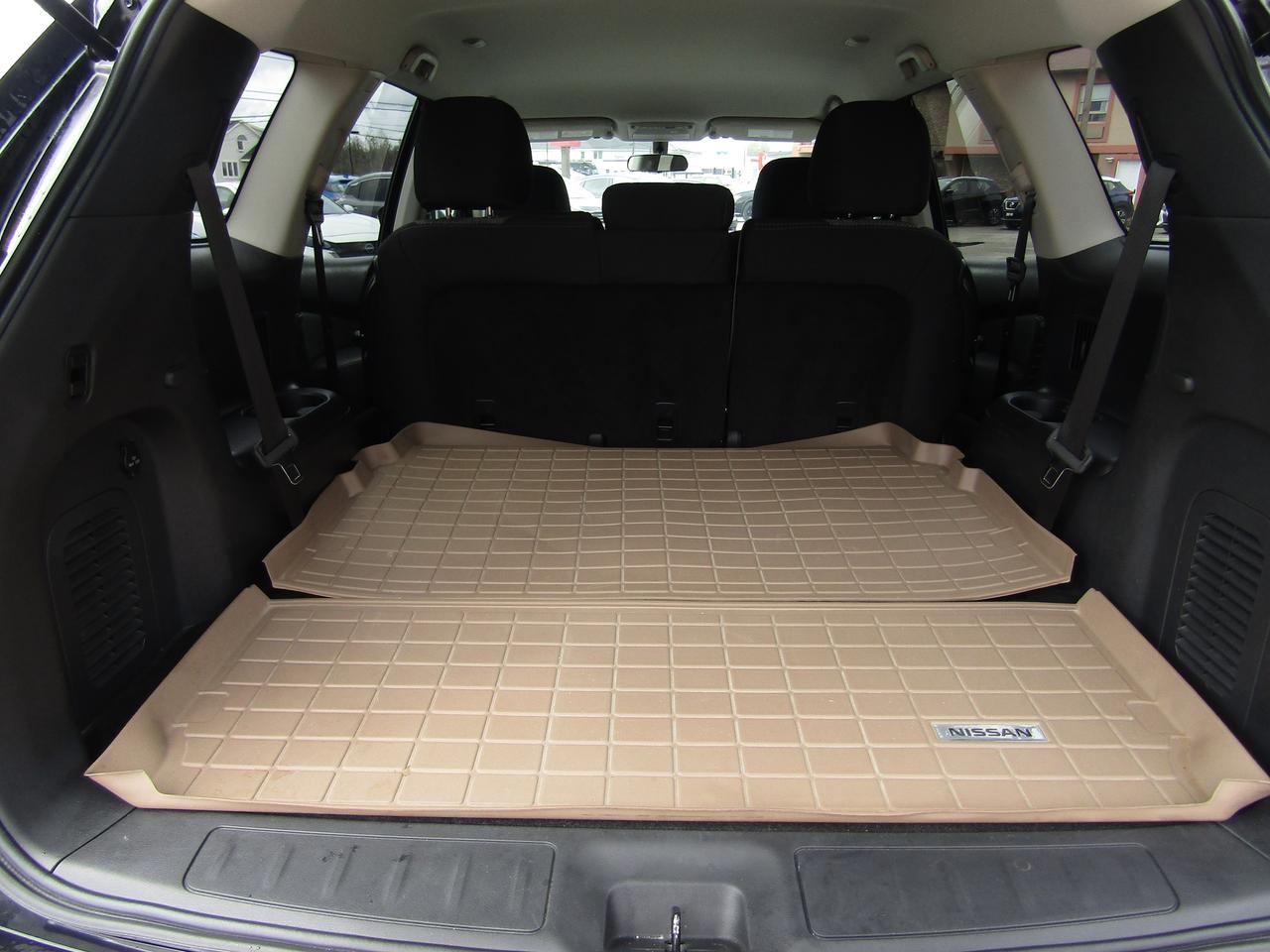 2018 Nissan Pathfinder SV Photo