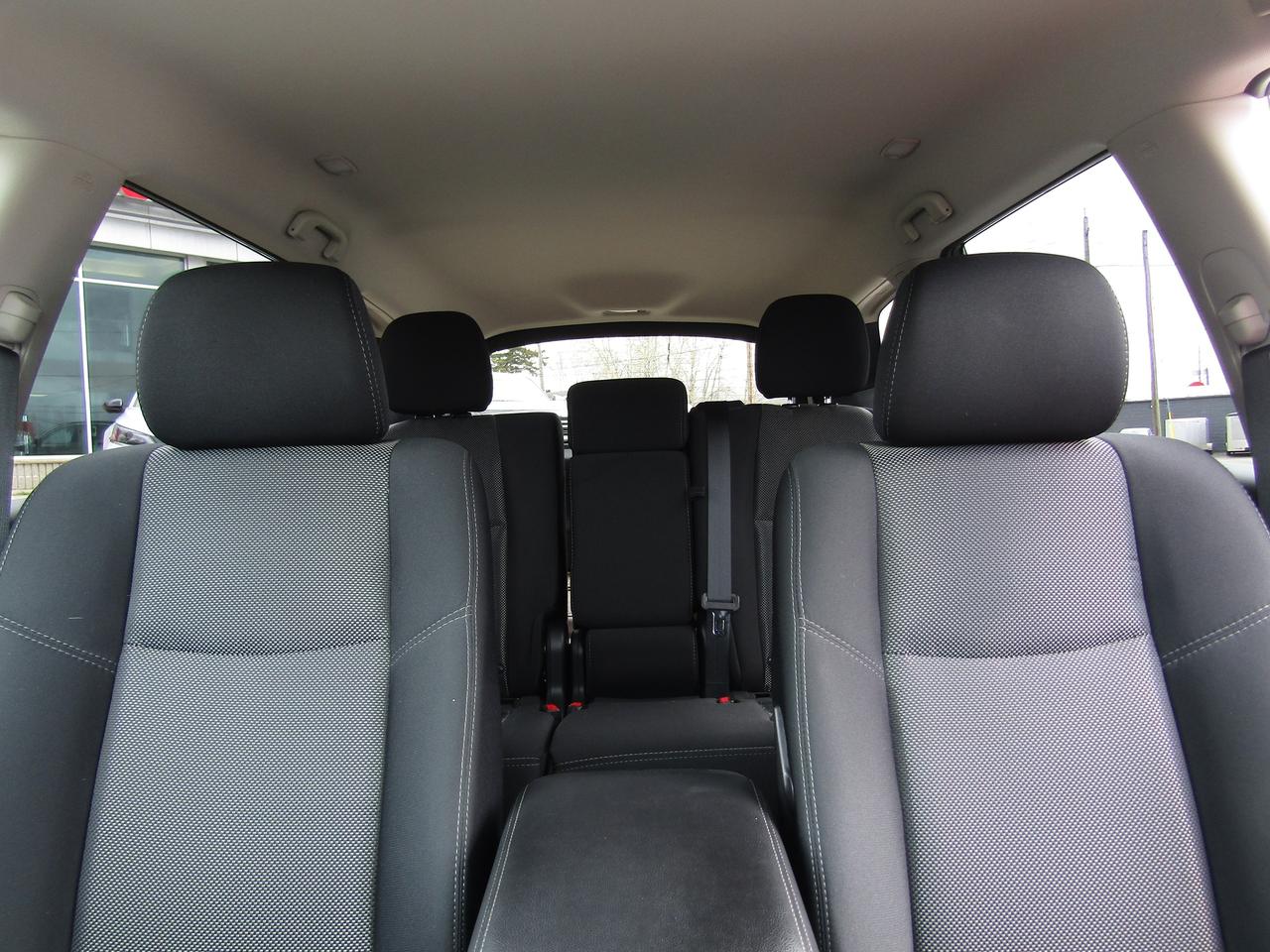 2018 Nissan Pathfinder SV Photo