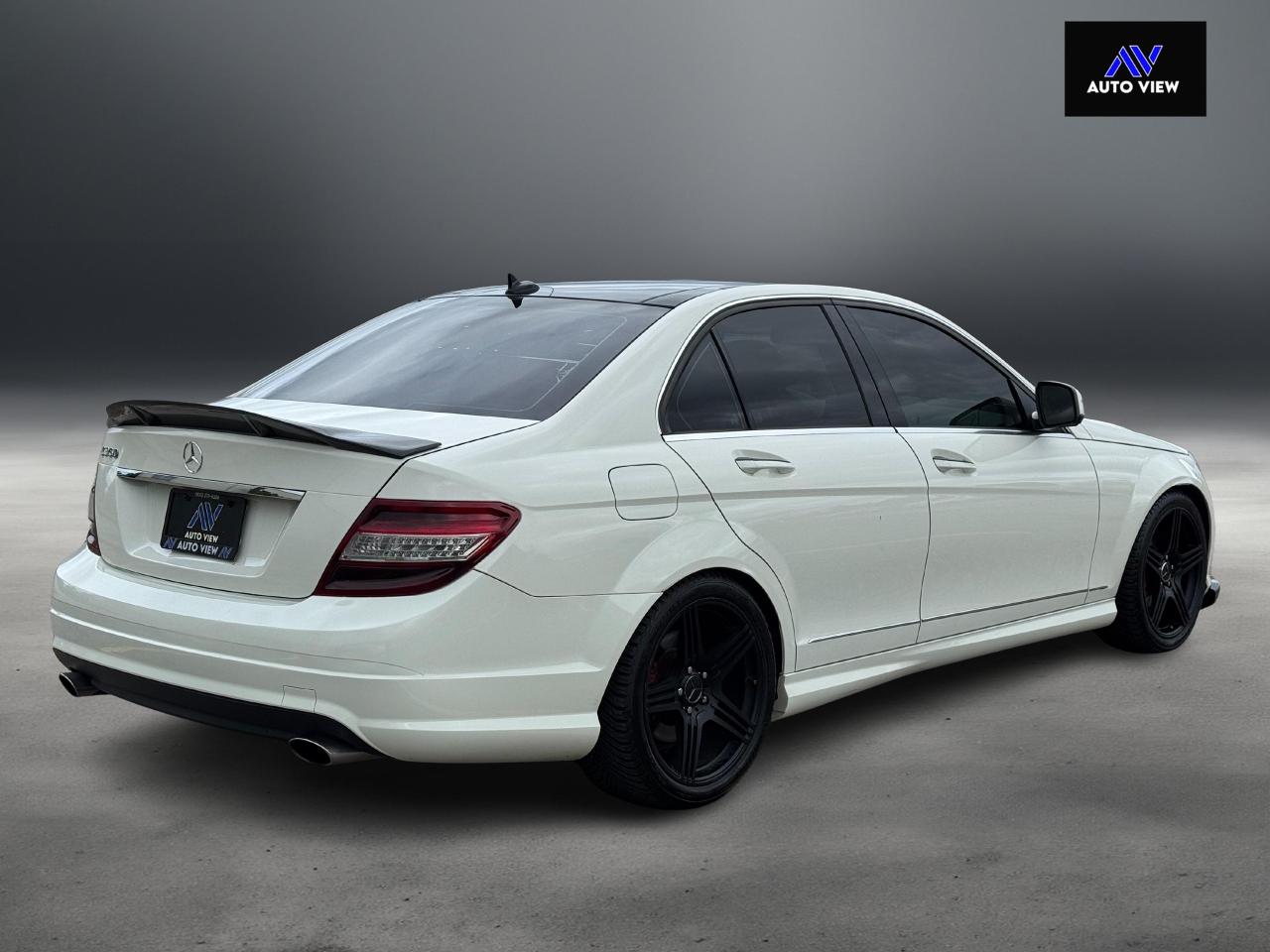2009 Mercedes-Benz C-Class 3.5L **WELL SERVICED** - Photo #5