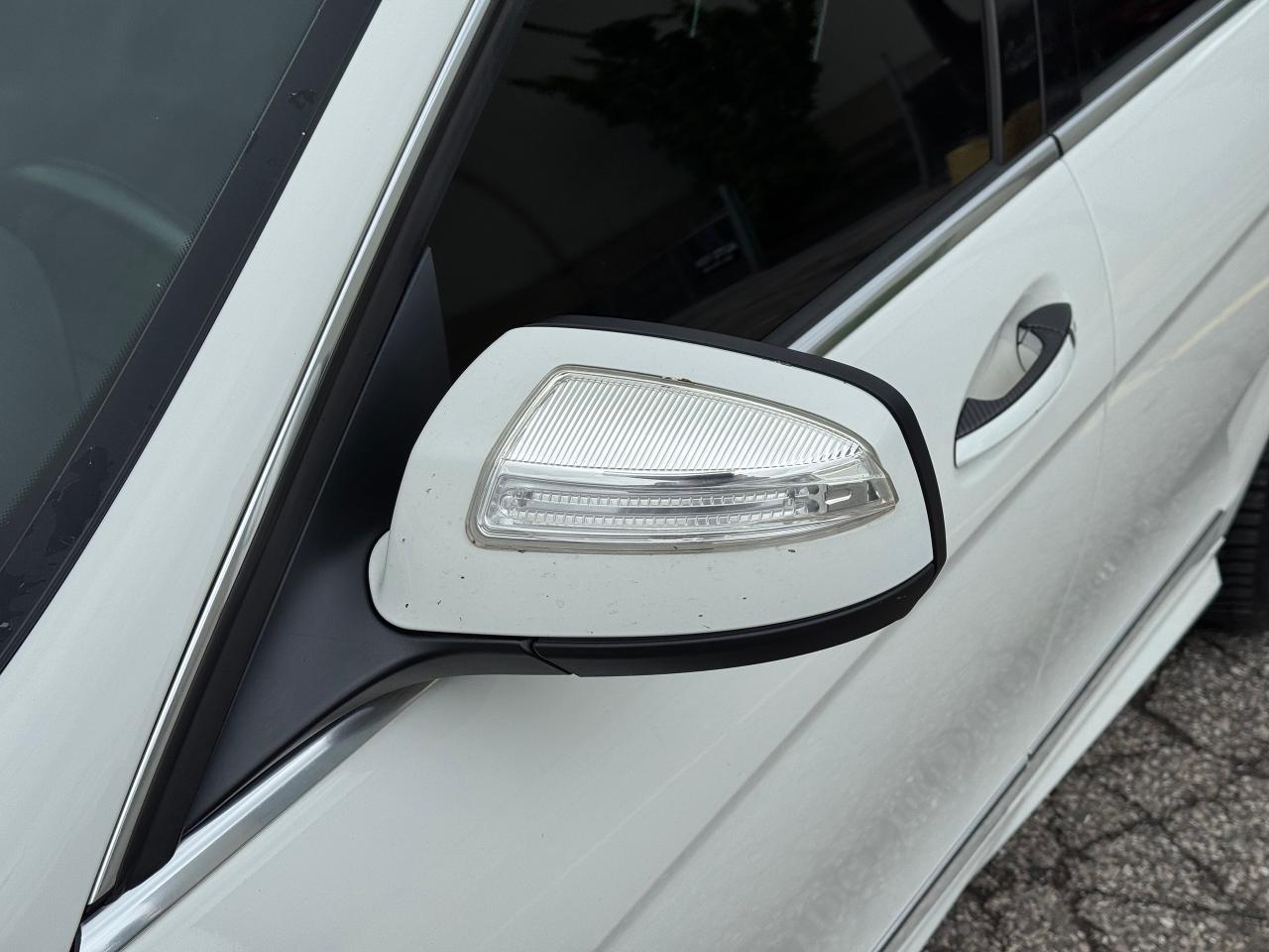 2009 Mercedes-Benz C-Class 3.5L **WELL SERVICED** - Photo #12