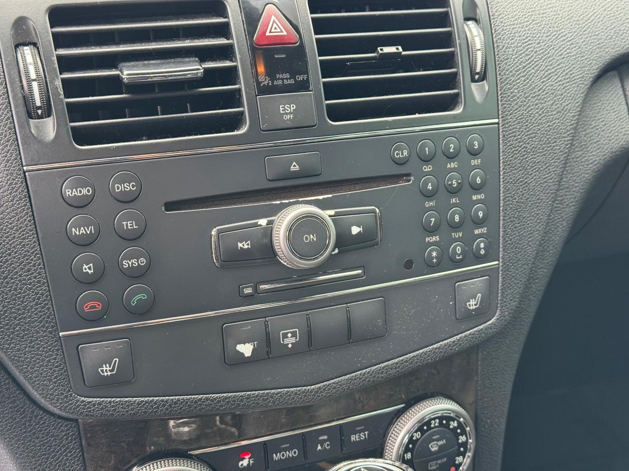 2009 Mercedes-Benz C-Class 3.5L **WELL SERVICED** - Photo #26