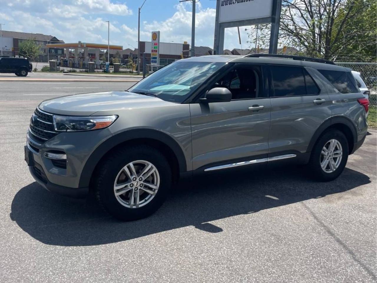 2020 Ford Explorer 