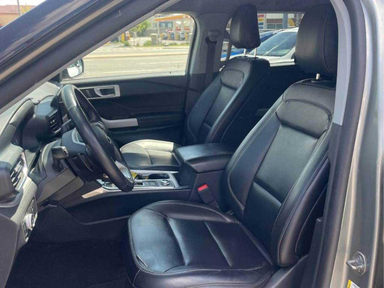 2020 Ford Explorer XLT - Photo #13