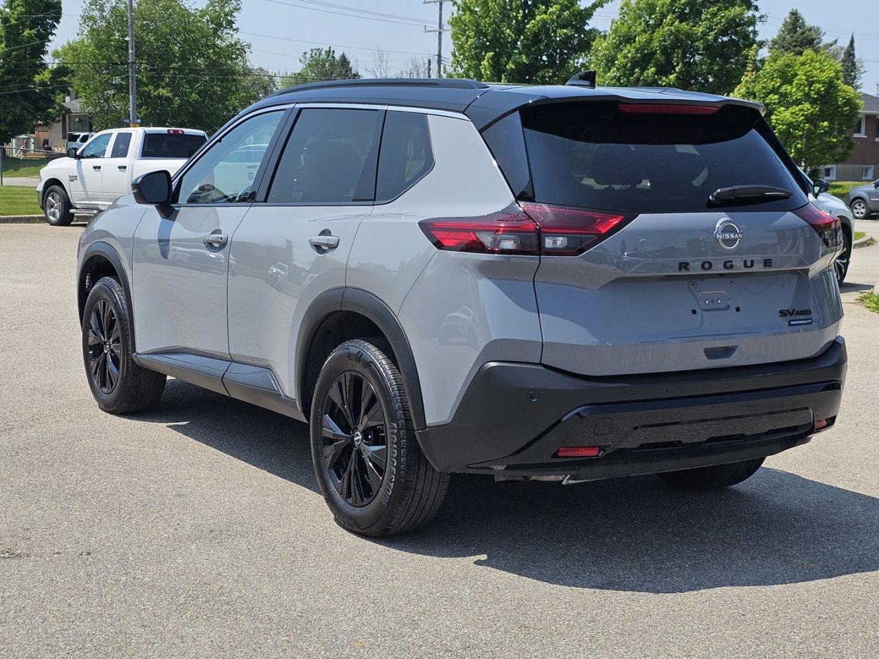 2023 Nissan Rogue SV Midnight Edition AWD - Photo #7