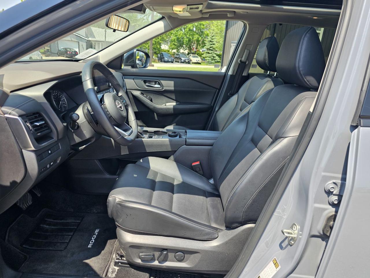 2023 Nissan Rogue SV Midnight Edition AWD - Photo #18