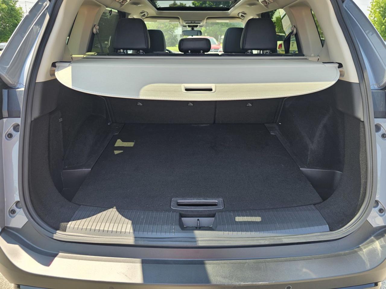 2023 Nissan Rogue SV Midnight Edition AWD - Photo #24