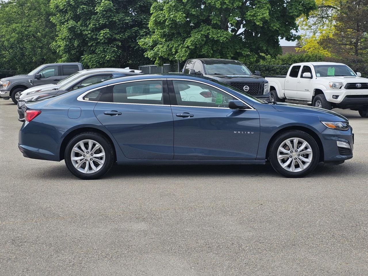 2024 Chevrolet Malibu 1LT - 1.5L 4cyl. engine, Fuel Efficient - Photo #4