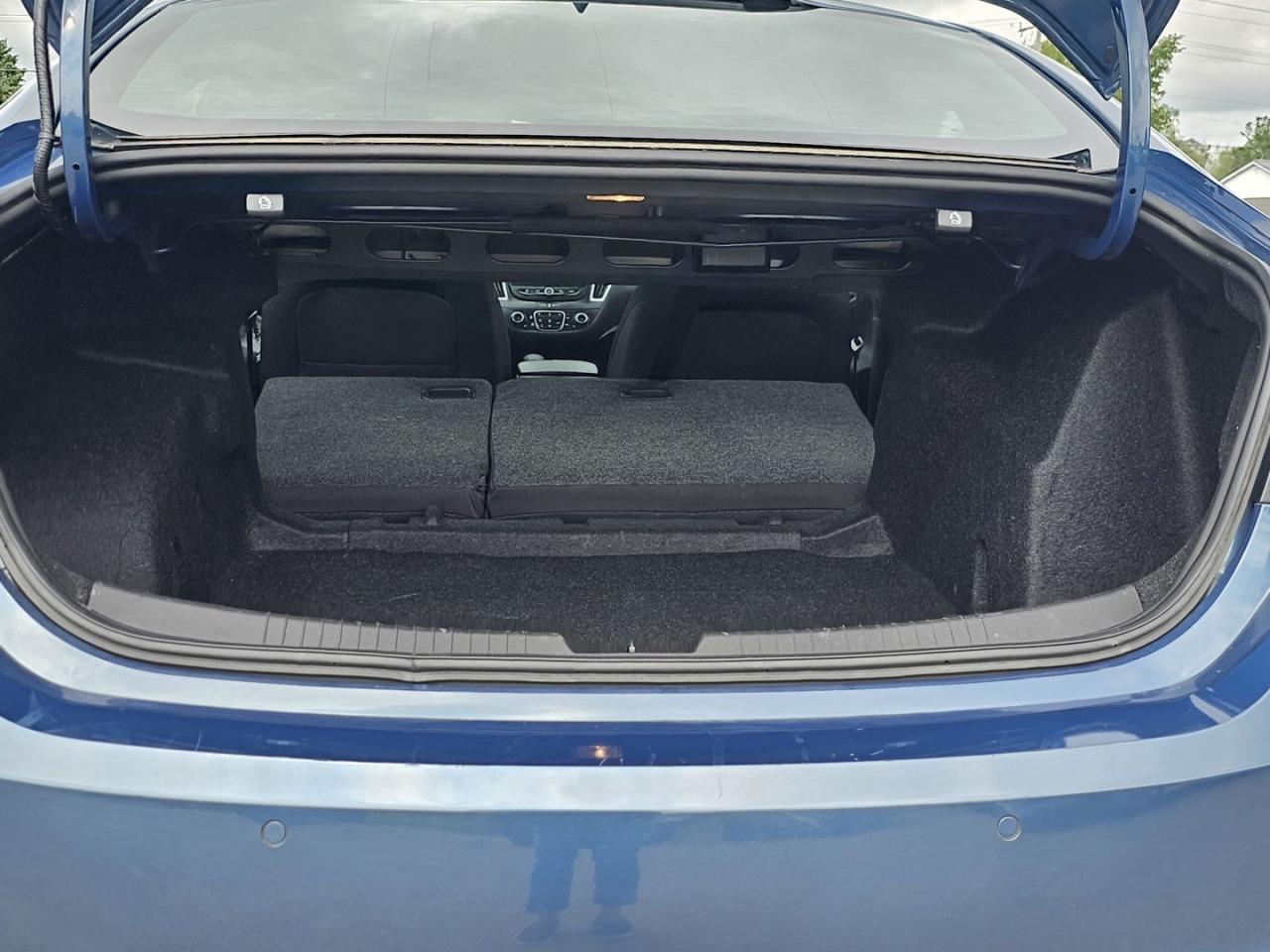 2024 Chevrolet Malibu 1LT - 1.5L 4cyl. engine, Fuel Efficient - Photo #25
