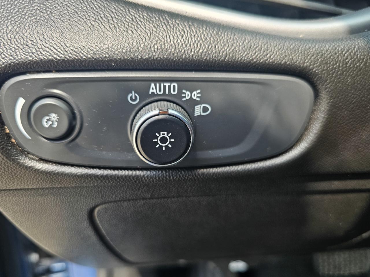 12557528