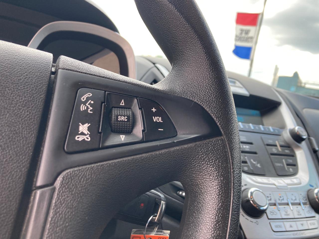 2015 Chevrolet Equinox LS - Photo #21