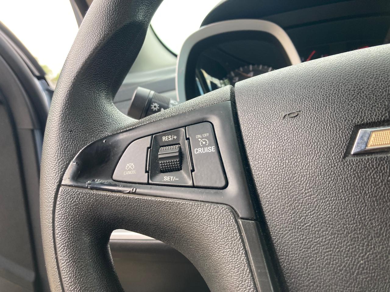 2015 Chevrolet Equinox LS - Photo #20