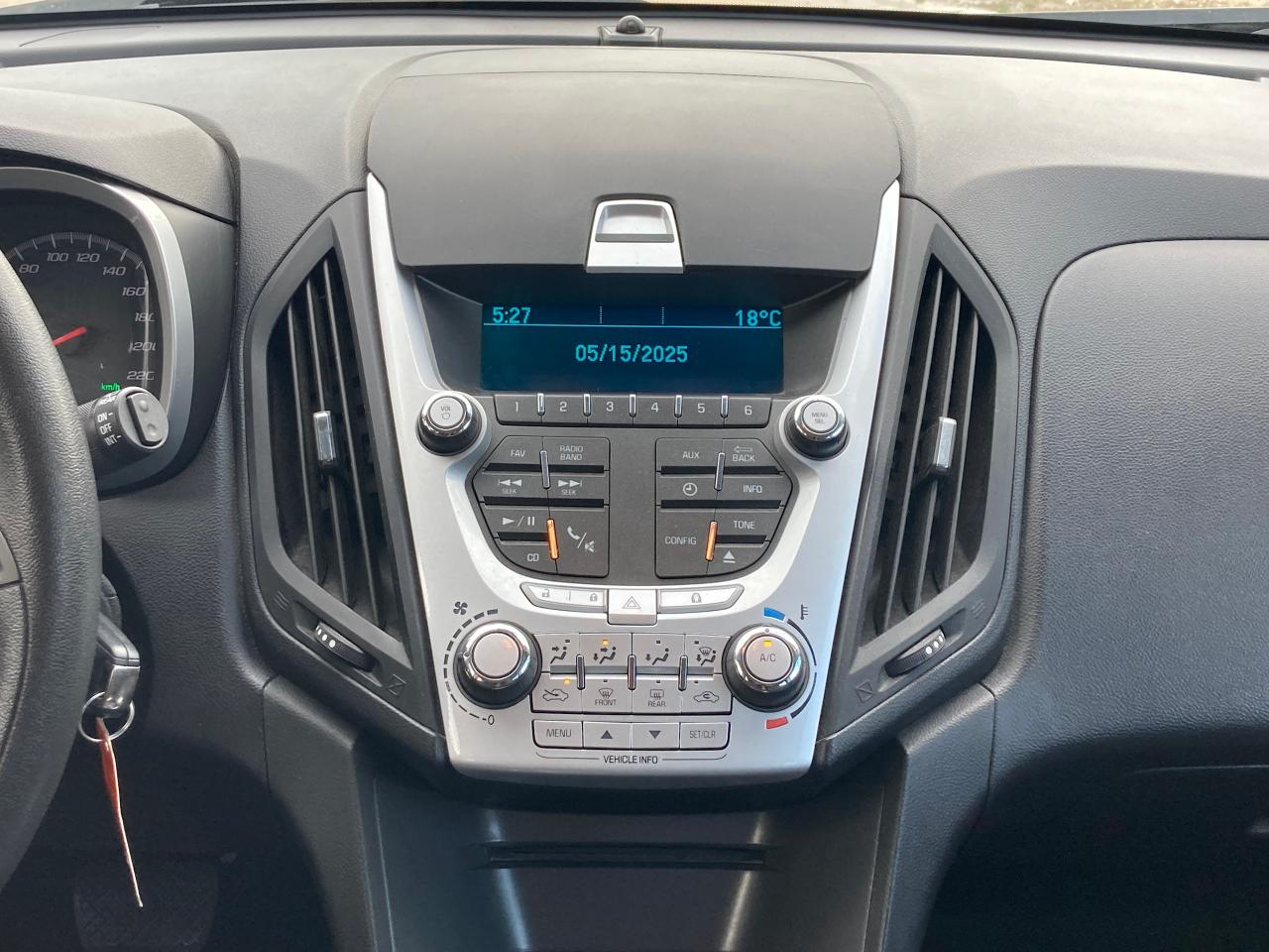 2015 Chevrolet Equinox LS - Photo #16