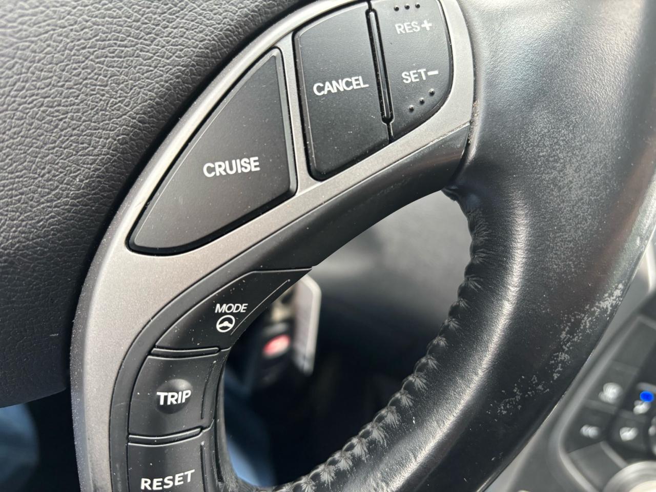 2015 Hyundai Elantra GLS, 6 Speed Manual Transmission, Sunroof, Alloys