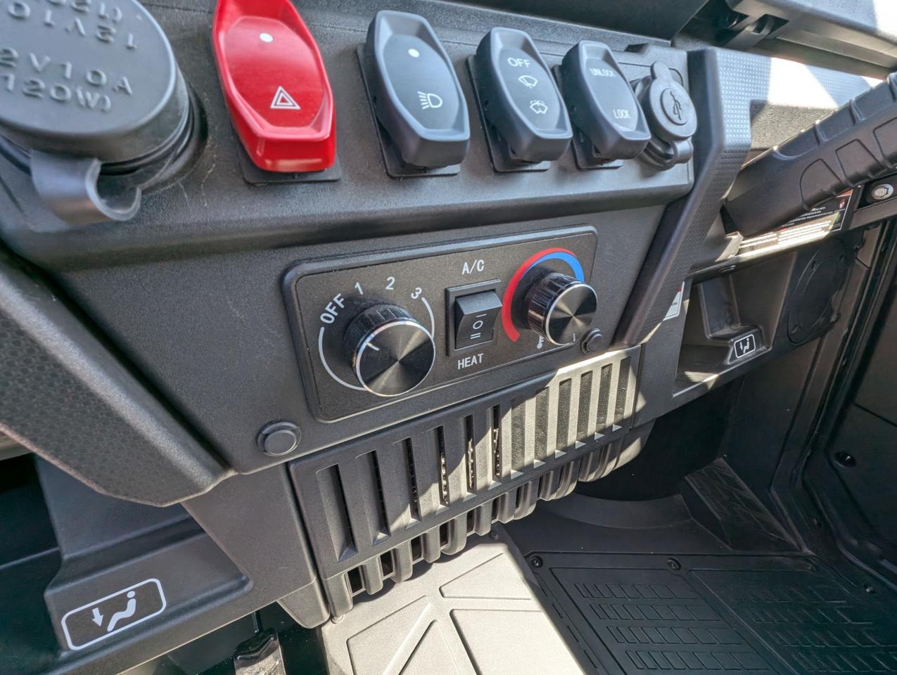2025 AODES WorkCross 1000-6 HVAC Heated/Cooled | Selectable 4x4 - Photo #11