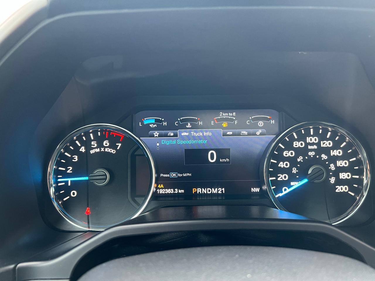 2015 Ford F-150 4WD SUPERCREW 145" LARIAT - Photo #22