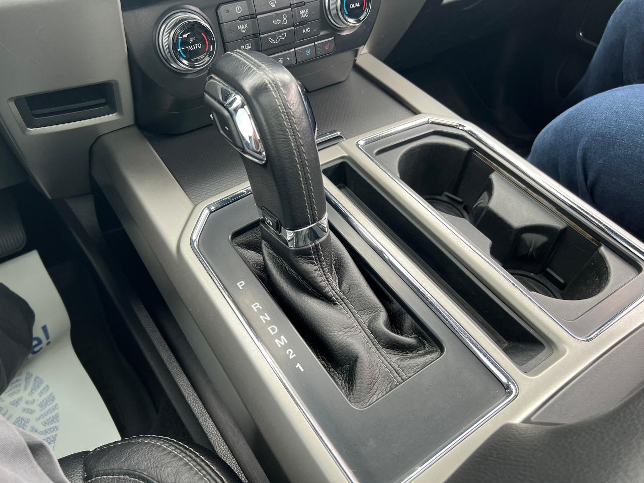 2015 Ford F-150 4WD SUPERCREW 145" LARIAT - Photo #27