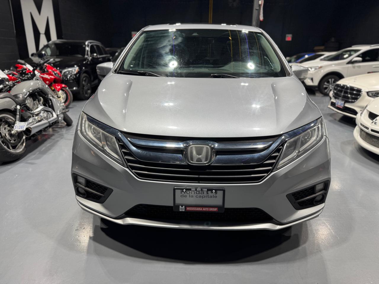 2018 Honda Odyssey EX - Photo #2