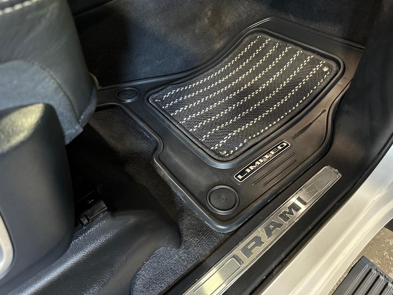 2022 RAM 1500 LIMITIED | CREW CAB | PANO SUNROOF | LEATHER - Photo #13