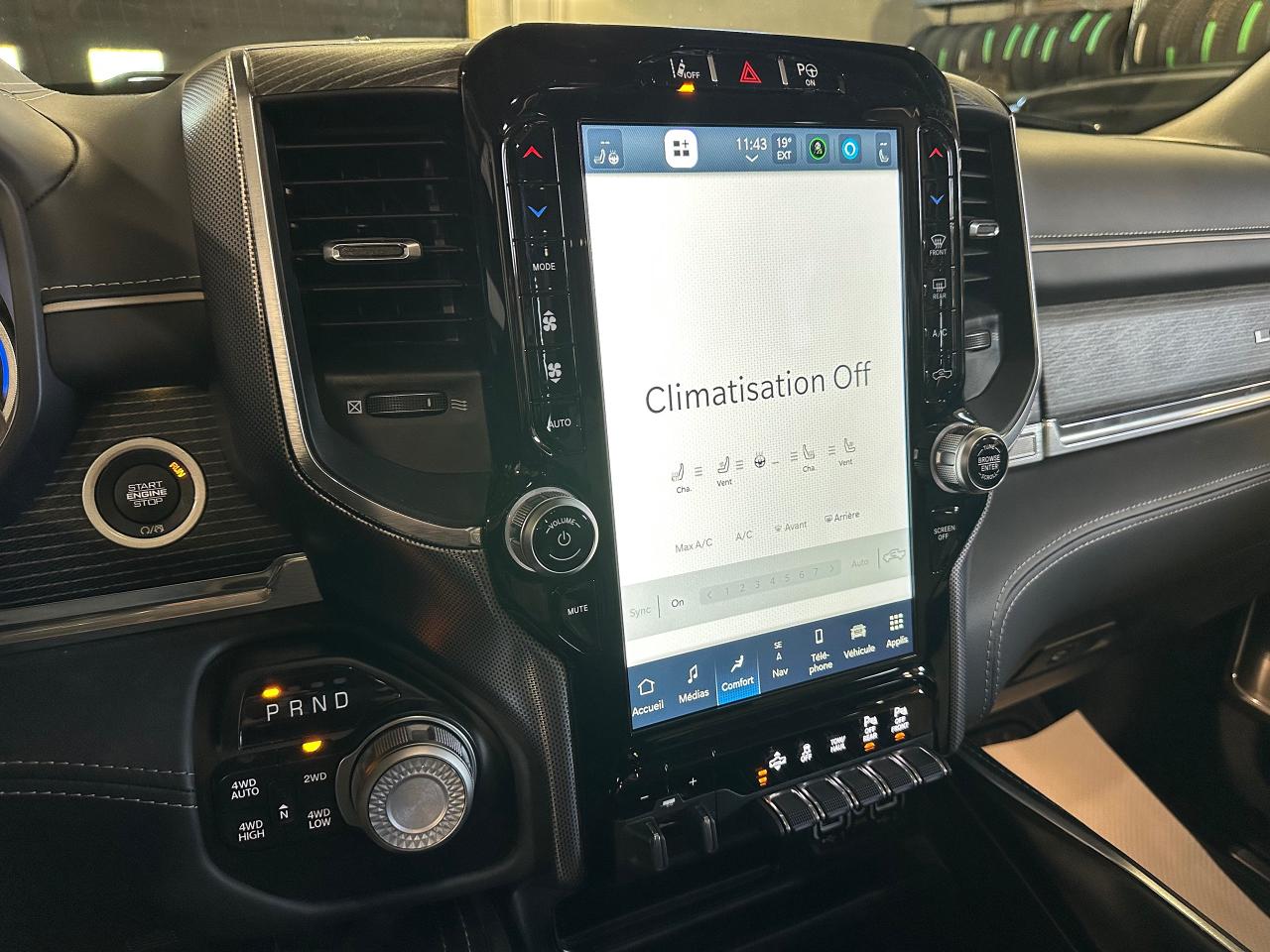 2022 RAM 1500 LIMITIED | CREW CAB | PANO SUNROOF | LEATHER - Photo #41