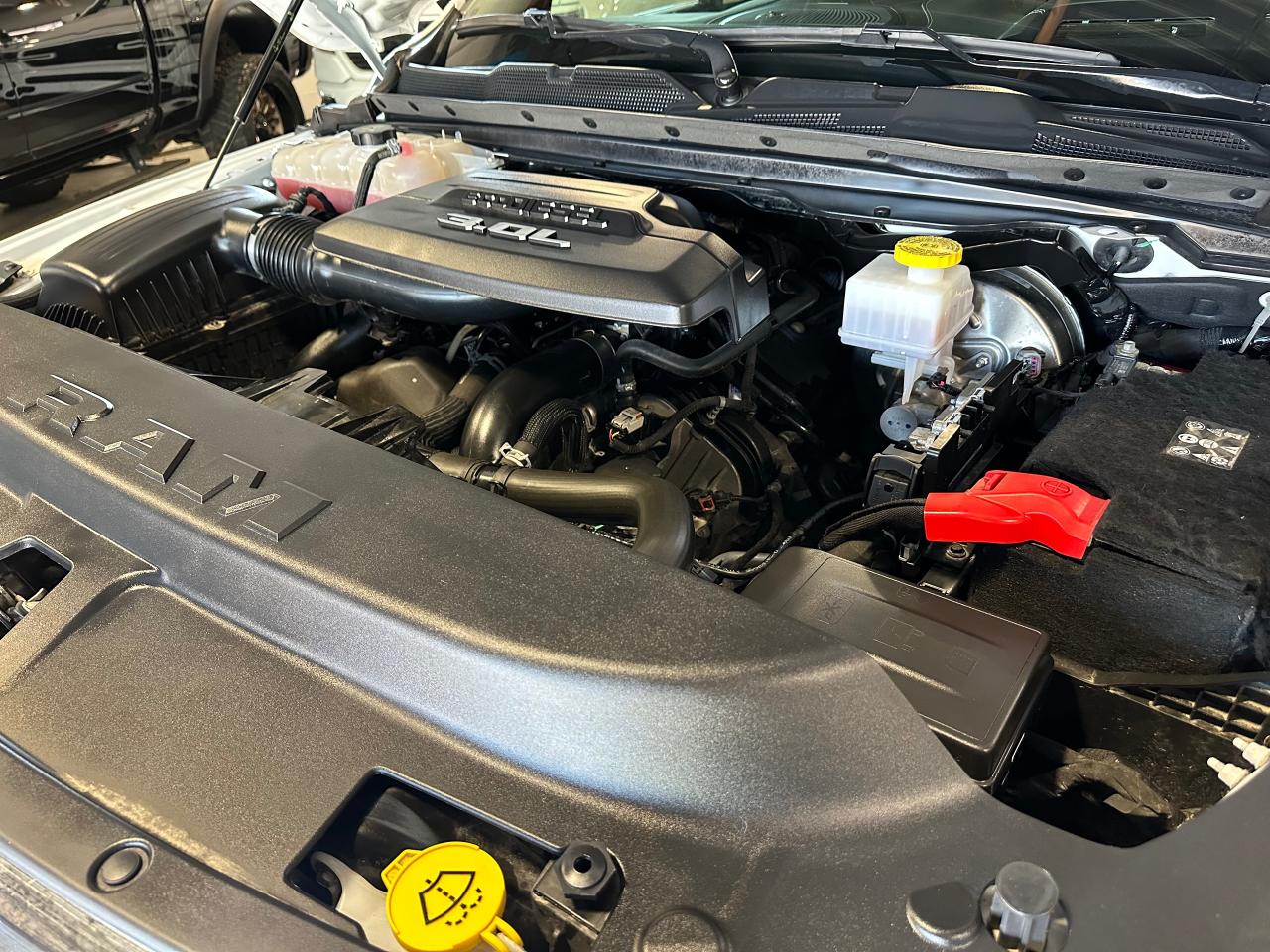 2022 RAM 1500 LIMITIED | CREW CAB | PANO SUNROOF | LEATHER - Photo #55