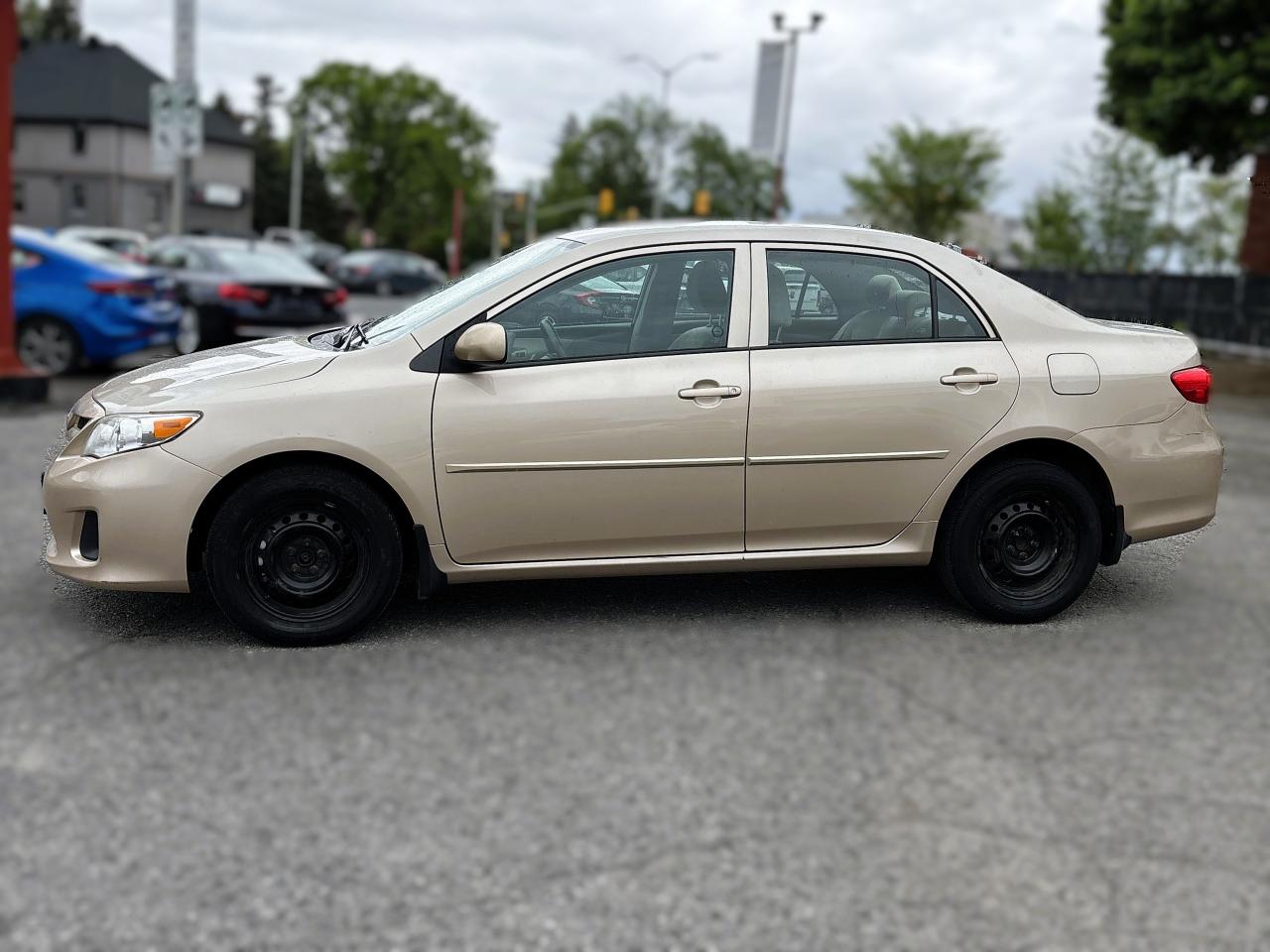 2011 Toyota Corolla 4DR SDN AUTO CE Photo23