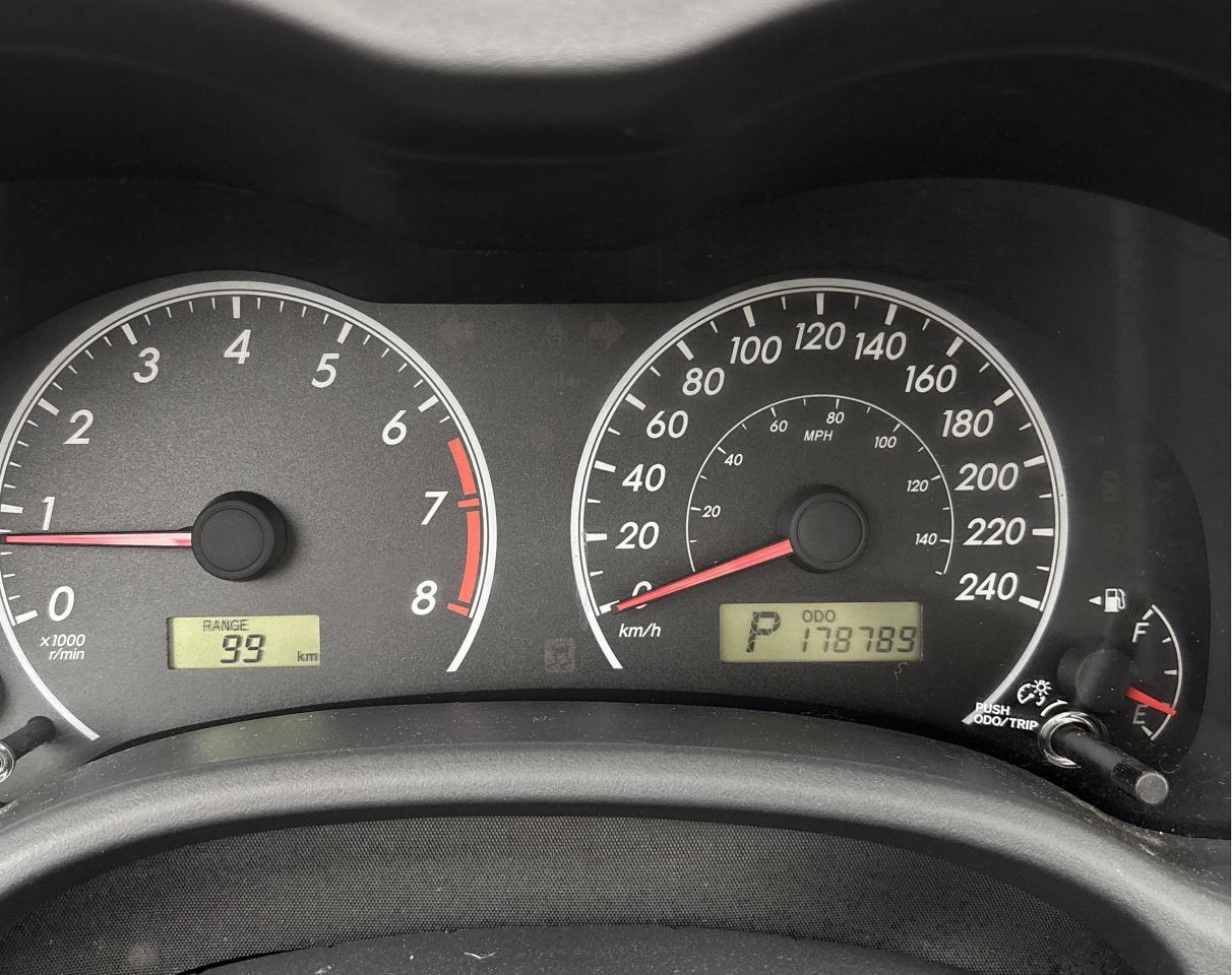 2011 Toyota Corolla 4DR SDN AUTO CE Photo9