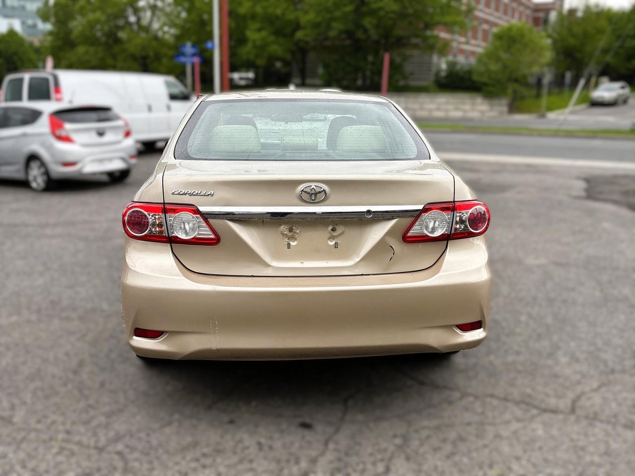 2011 Toyota Corolla 4DR SDN AUTO CE Photo5