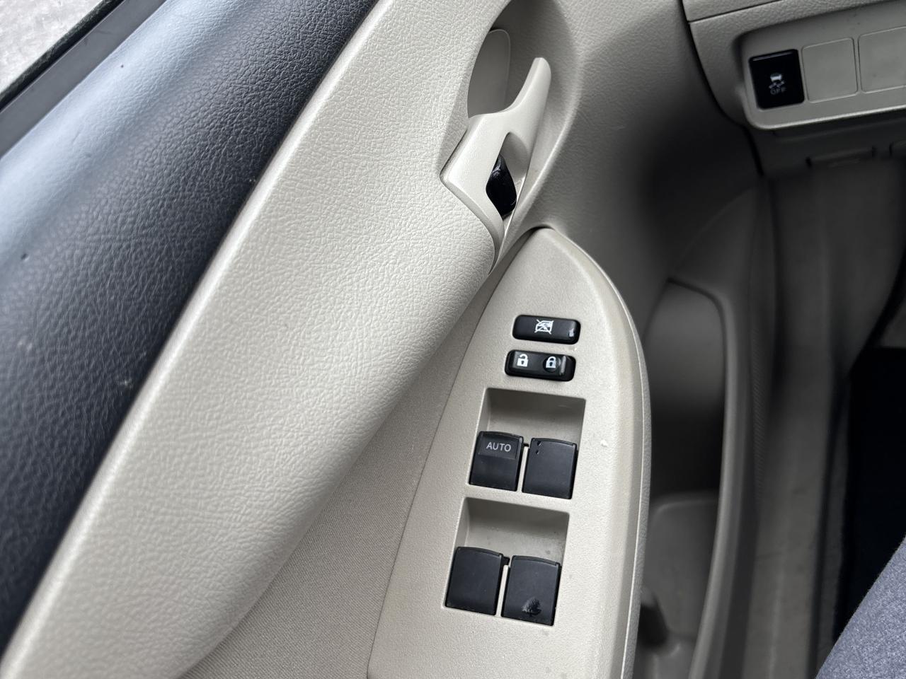 2011 Toyota Corolla 4DR SDN AUTO CE Photo35