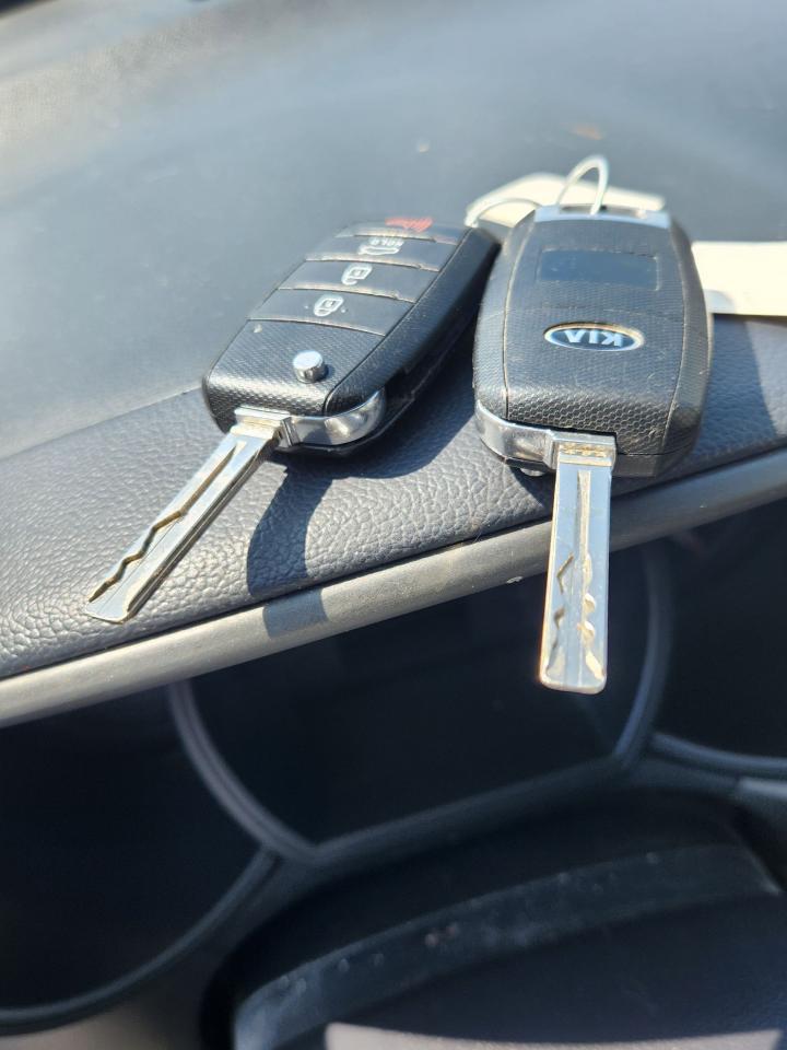2014 Kia Rio EX Photo13