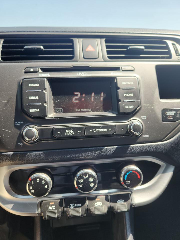 2014 Kia Rio EX Photo22