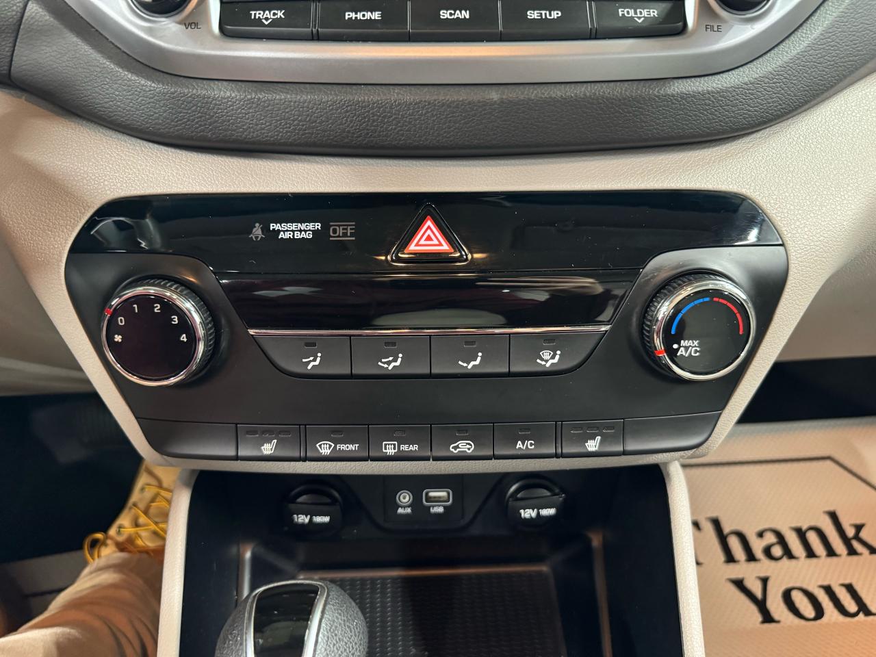 2017 Hyundai Tucson AWD 4dr 2.0L Photo39