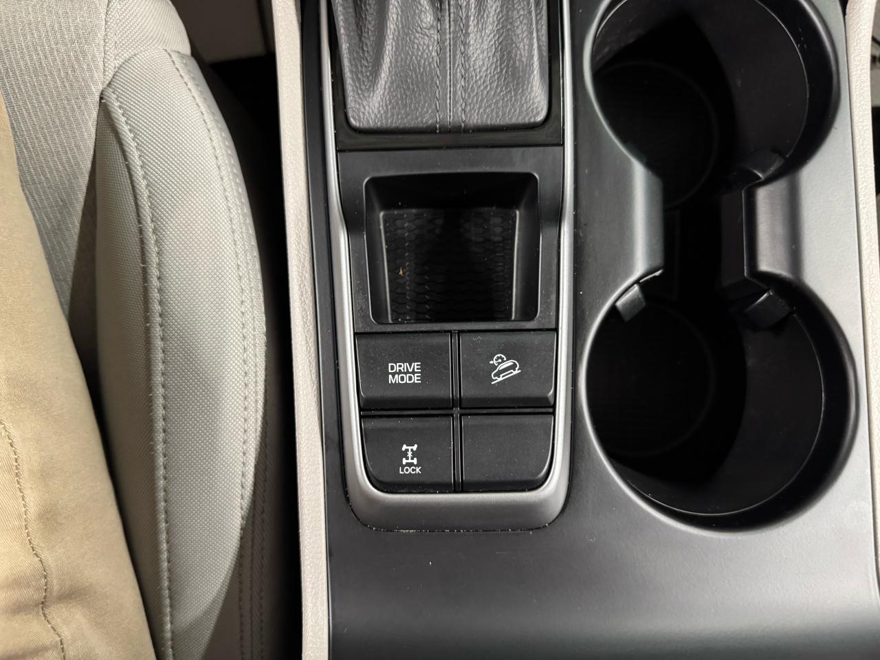 2017 Hyundai Tucson AWD 4dr 2.0L Photo20
