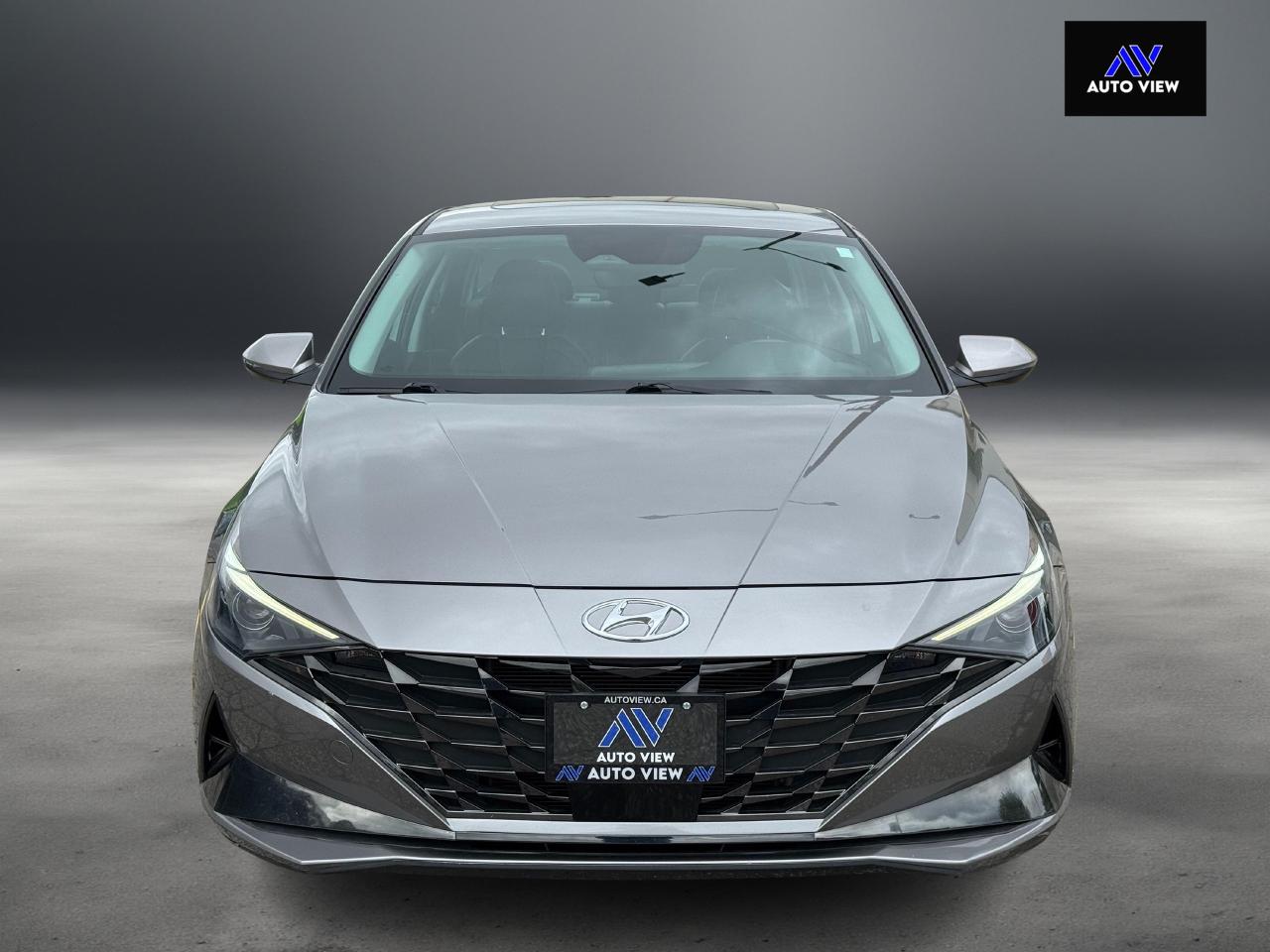 2023 Hyundai Elantra Luxury **HYBRID MODEL** - Photo #2