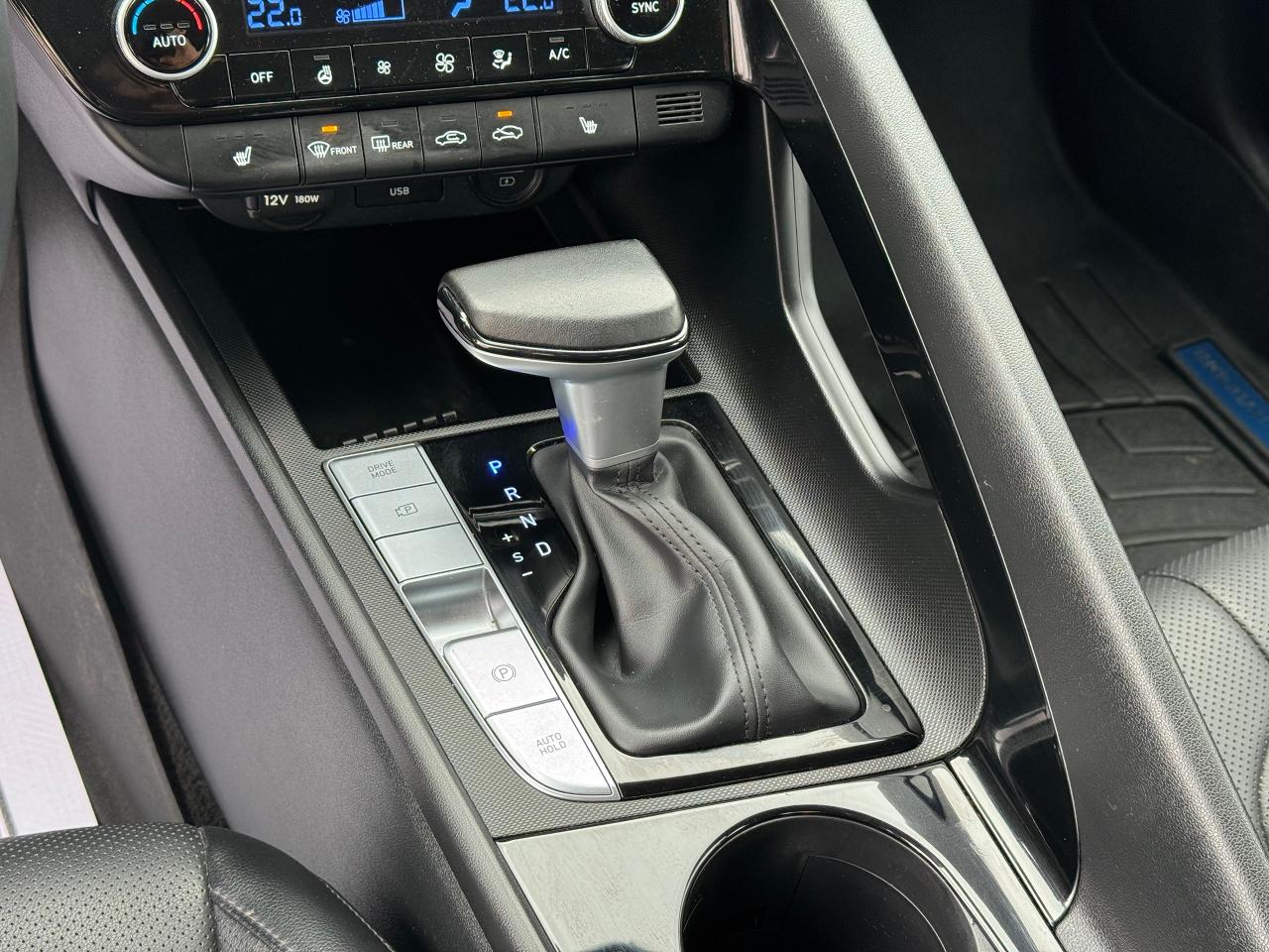 2023 Hyundai Elantra Luxury **HYBRID MODEL** - Photo #24