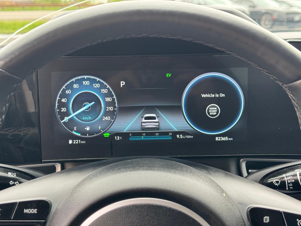 2023 Hyundai Elantra Luxury **HYBRID MODEL** - Photo #19