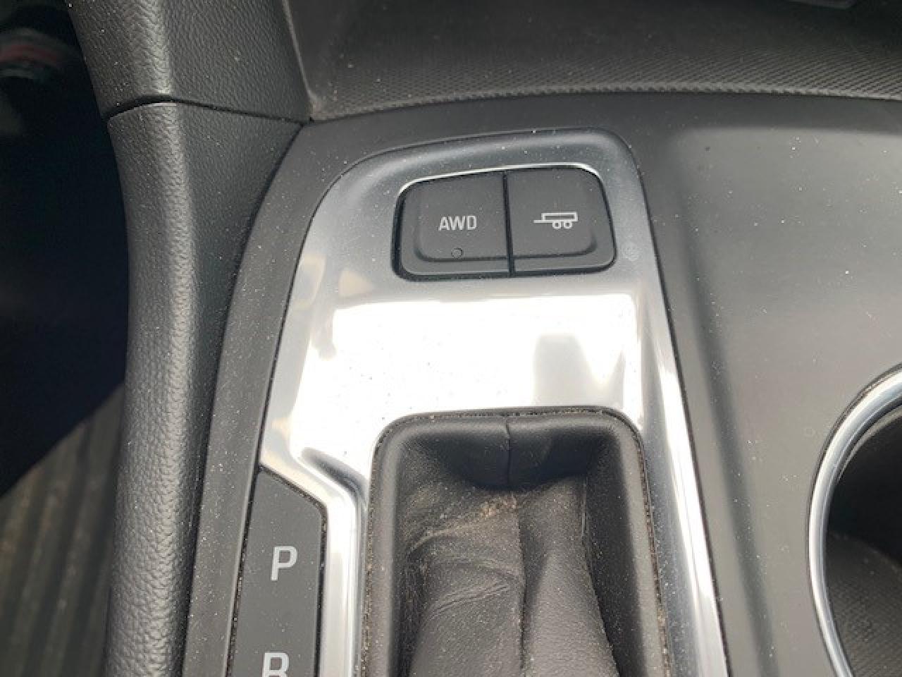 2019 Chevrolet Equinox LT - Photo #10